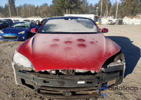 2015 Tesla Model S from USA, damaged, VIN 5YJSA1E18FF118157